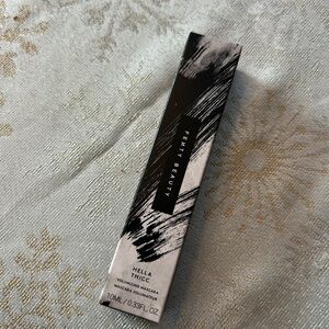 Fenty Beauty Hella Thicc mascara